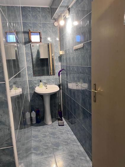 Inchiriez garsoniera - 6