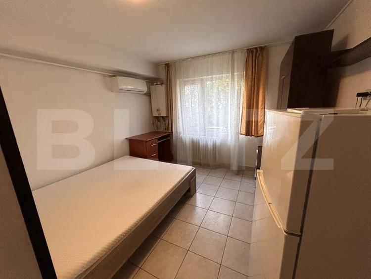 Garsoniera 1 camera, 23 mp, zona Podu Ros - 2