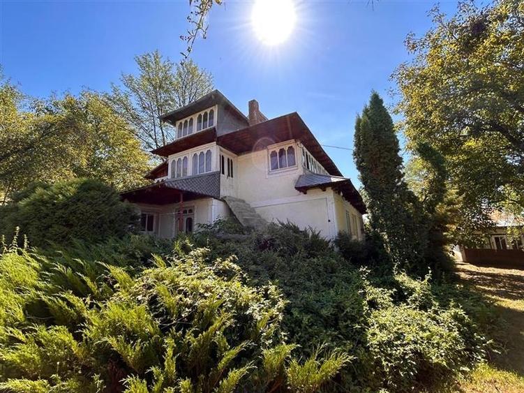 Oportunitate de investitie - 40.000 mp - constructii si teren - 1