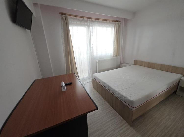 Apartament cu 2 camere decomandat, mobilat în Mărăști