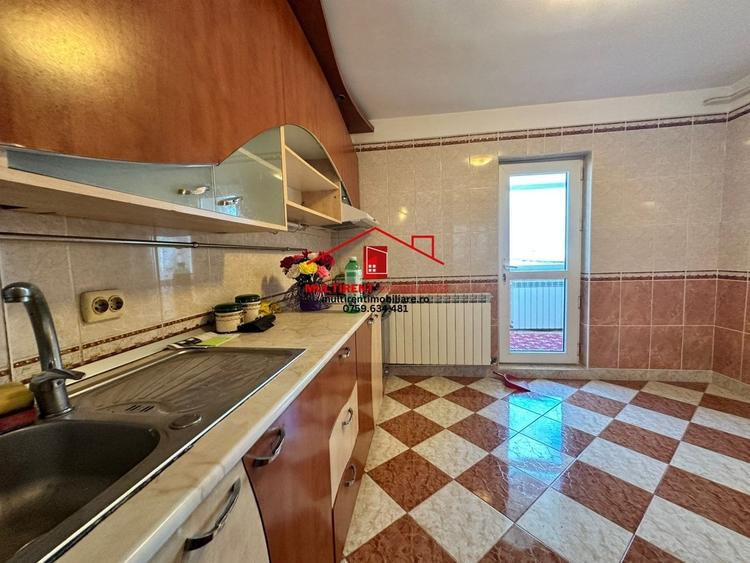 Apartament 3 camere 73 mp - decomandat cu loc de parcare ! - 1