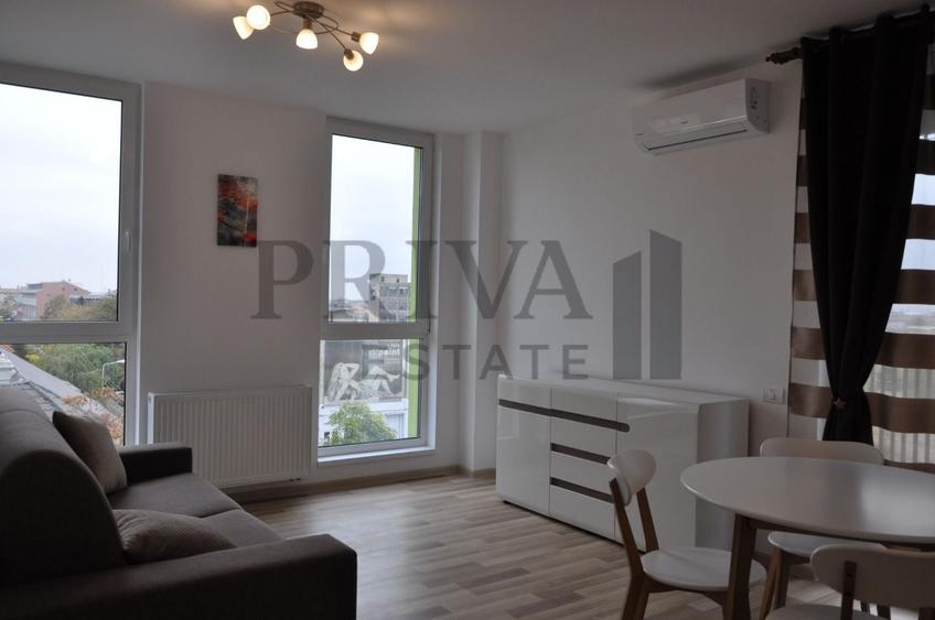 Apartament cu 3 camere decomandat, mobilat în Complex Studențesc