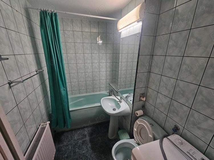 De vanzare apartament 2 camere decomandat situat in Cartierul Scriitorilor Bra?ov - 2