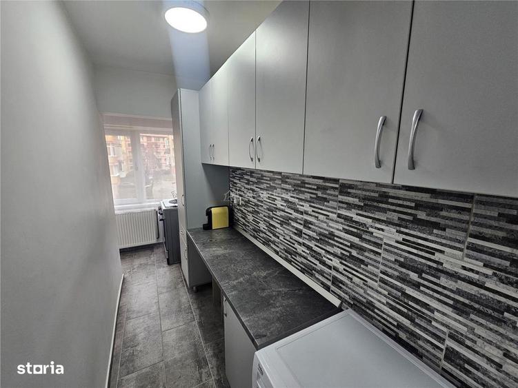Resita, Garsoniera, Renovata, Mobilata+Utilata, Et. 2, Micro 4 - 10