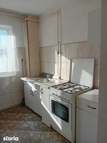 Inchiriez apartament cu 2 camere - 1