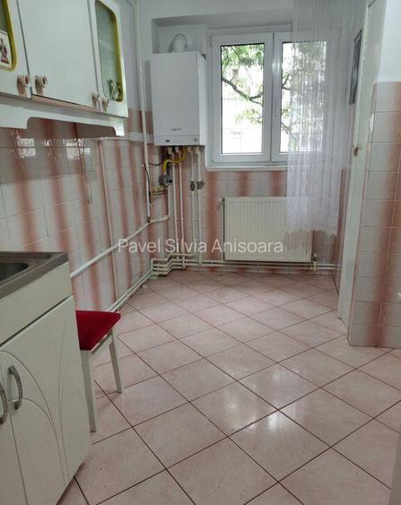 Apartament 3 camere decomandat 68 mp Galati zona IREG