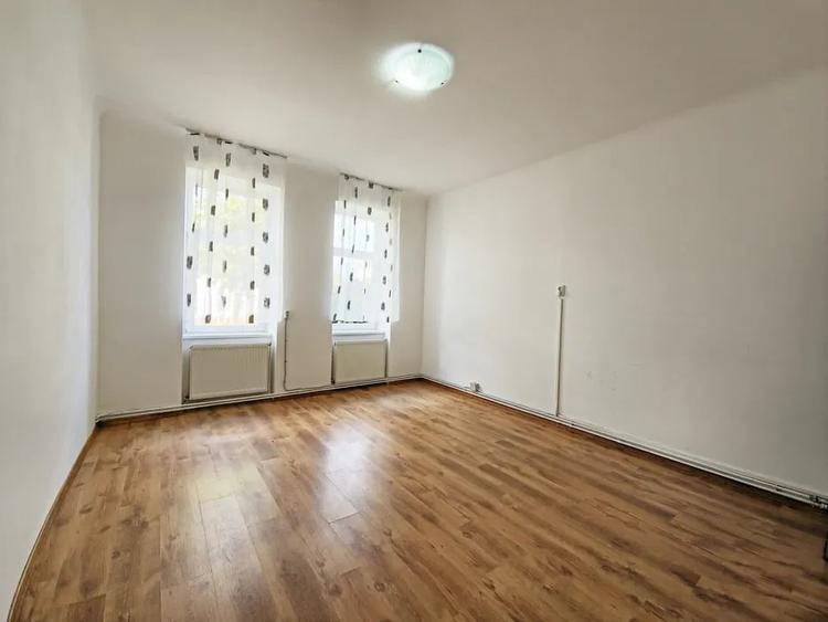 Vila de inchiriat, PET FRIENDLY, 3 camere, 70 mp, curte, zona Parcul Cetatuia - 1