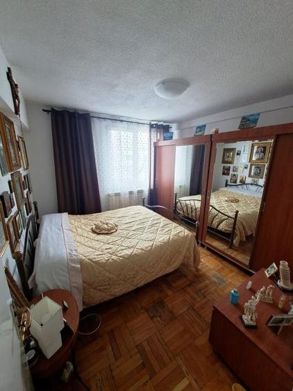 Apartament 3 camere bloc H metrou N. Grigorescu - 15