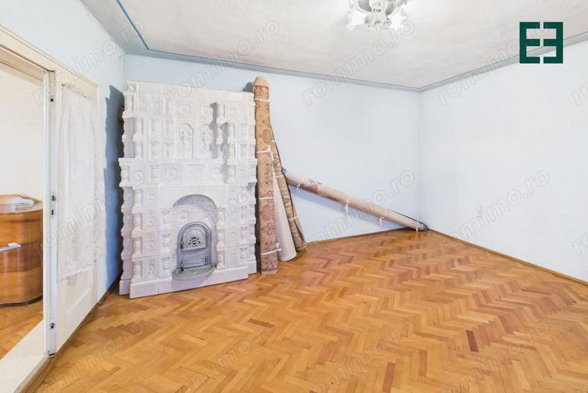 Casa cu 10 camere ?i 1437 mp teren in Ineu - Arad - 3