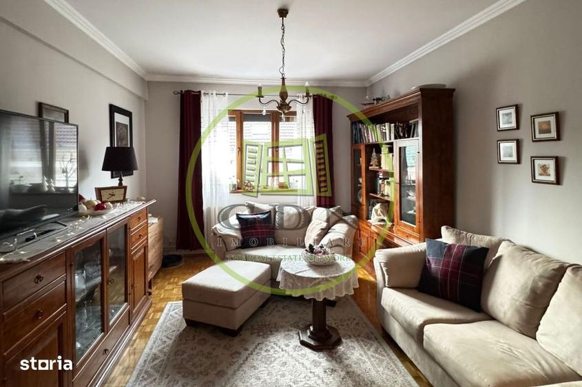 Apartament cochet cu 3 camere la curte comuna - 2