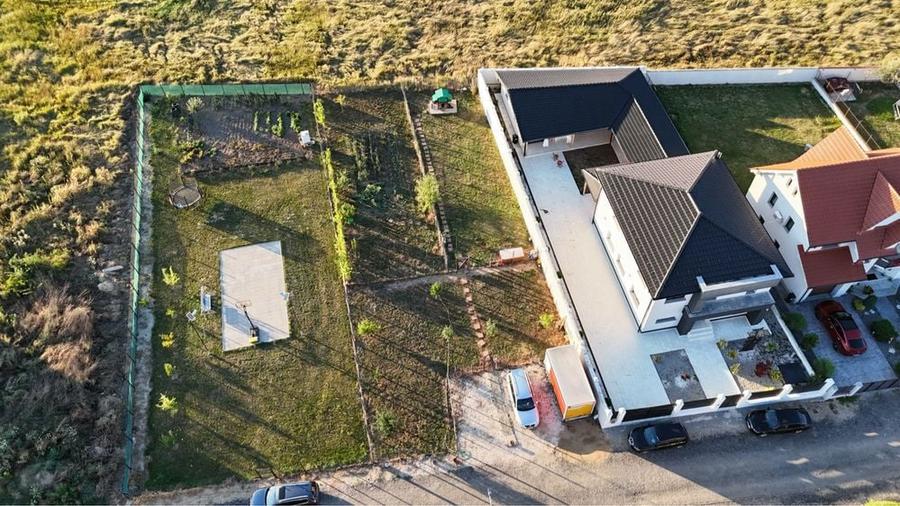 Teren de vanzare 732 mp Sanmartin, Bihor, Str. Iulius Cezar - 2