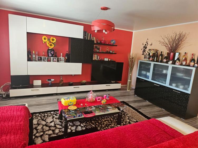 Vand casa + masina comuna Oancea/ schimb cu apartament in judetul Galati!Teren de 1900m2 - 7