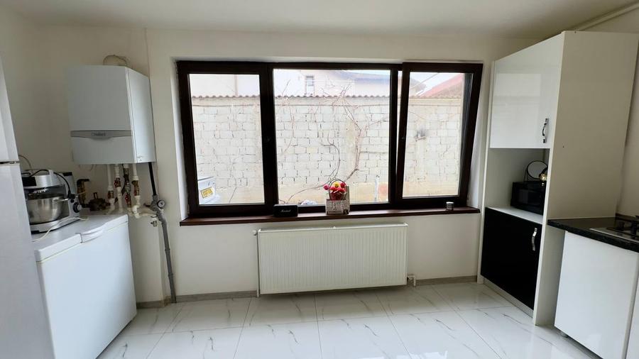 Casa 6 camere individuala Chitila langa Lidl ! - 11