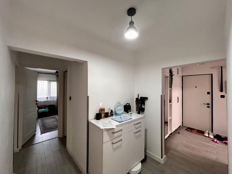 Apartament 4 camere, 2 bai, centrala proprie, Penes Curcanul, Ploiesti - 6