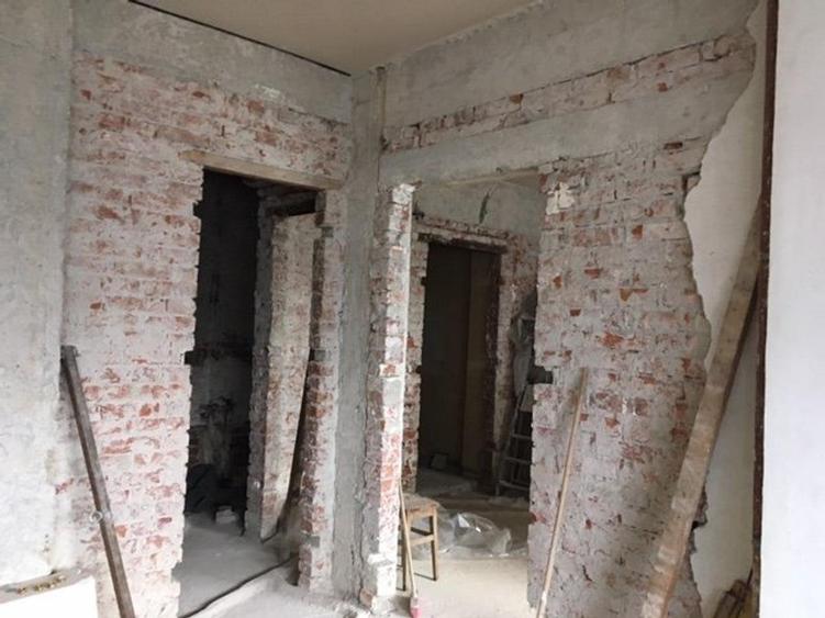 3 CAM. BLOC CONSOLIDAT in 2006 FIX VIZAVI DE SHERATON HOTEL DOROBANTI - 4