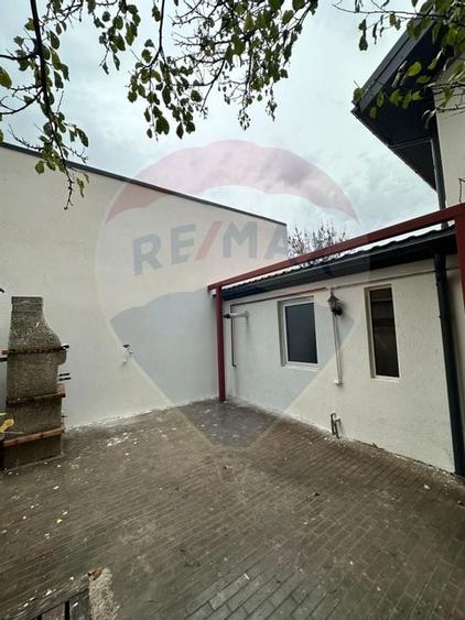 Casă cu 5 camere si 300mp curte, de închiriat în zona Bd. Gloriei - 29