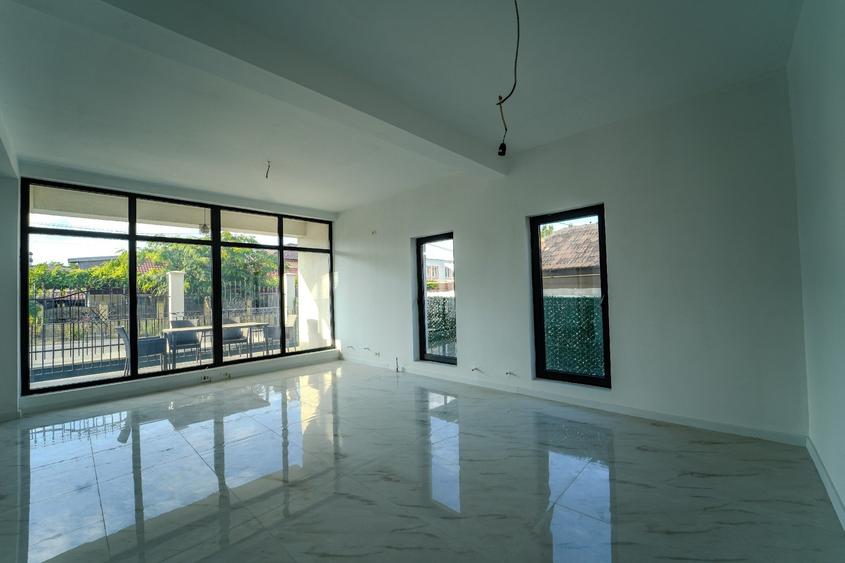 Vilă stil mediteranean Ovidiu poziție excelentă 4 camere posibil schimb - 8