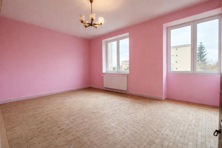 Apartament  trei camere  etajul 1 - 2