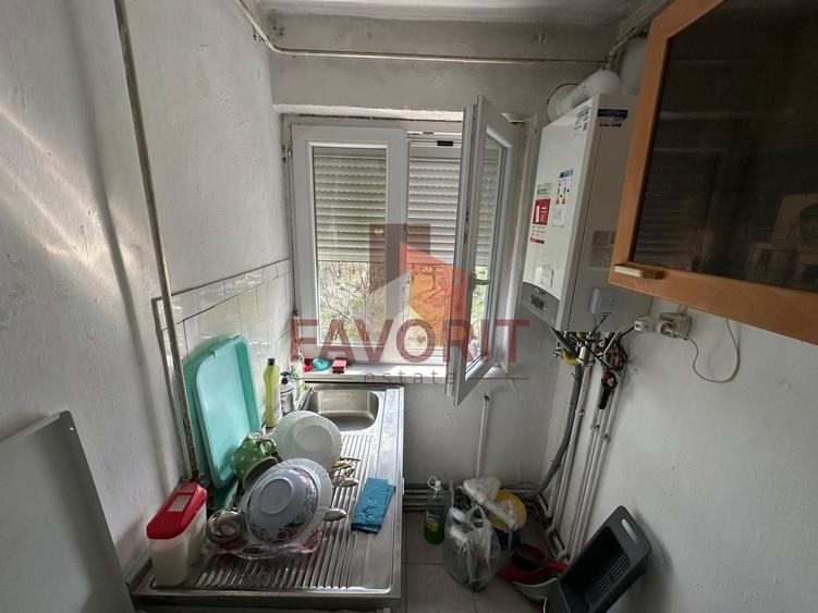 4 camere | centrala prorpie | etaj intermediar | boxa | zona excelenta - 7