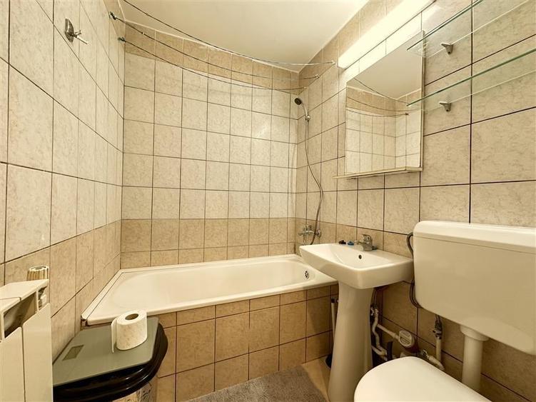 Apartament 2 camere. Zona Aurel Vlaicu Arad - 5