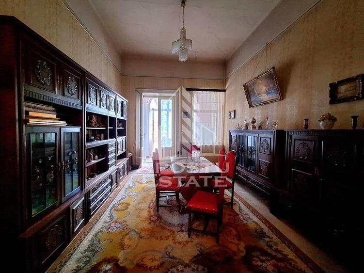 Apartament cu 6 camere, 230 mp, Ultracentral - 1