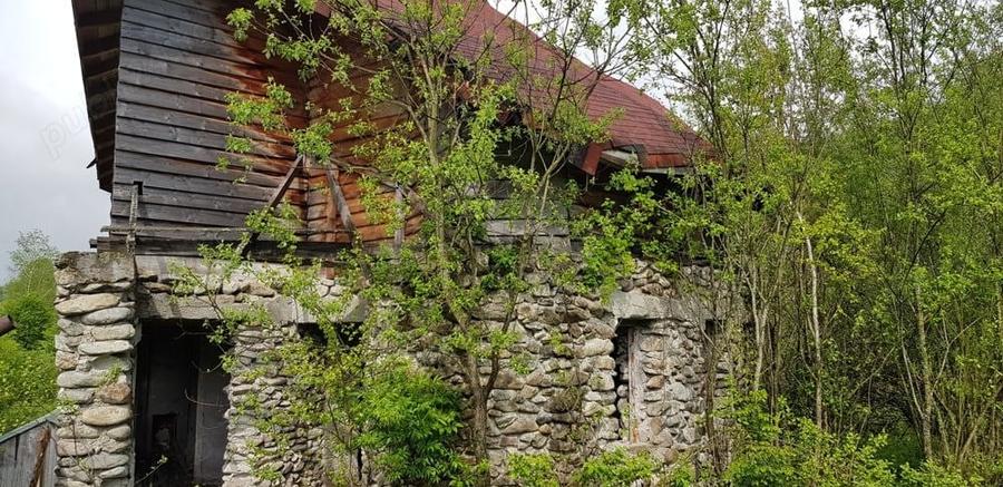 Cladire nefinalizata Coada Lacului Bihor - 2