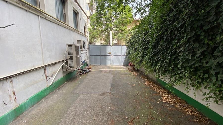 REC3000127 Spatiu Comercial cu vitrina la bulevard 300 mp Mihalache - 16