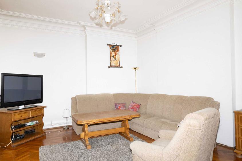 Inchiriez vila interbelica , impresionanta , Ploiesti - 7