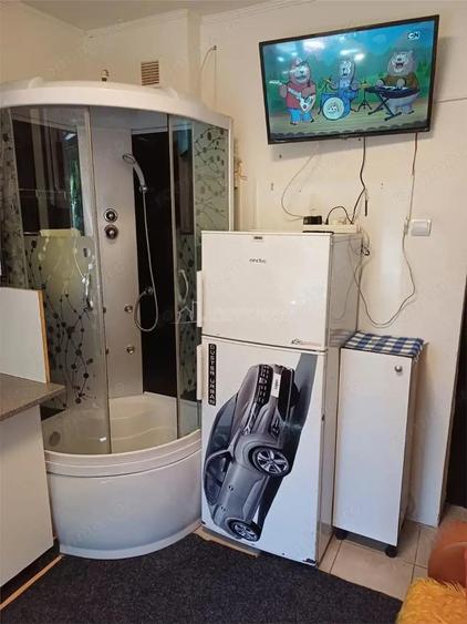 Camera- de inchiriat - Tractorul - 8