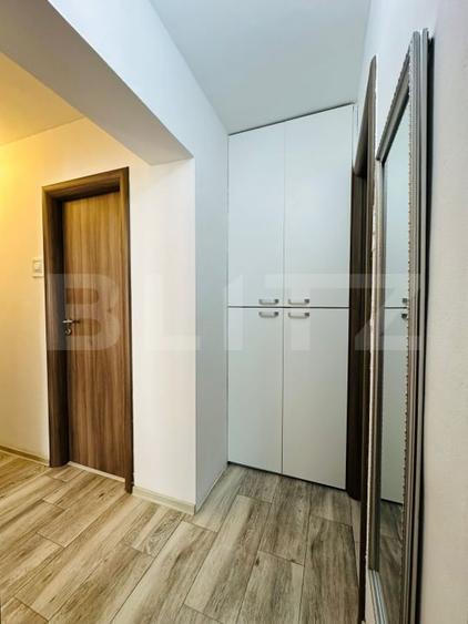Apartament 3 camere decomandat, boxa si loc de parcare - zona Craiter - 10
