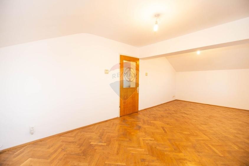 Casa Vila cu 7 camere de vanzare 250 mpu, 200 mp teren,  Buzau - 49