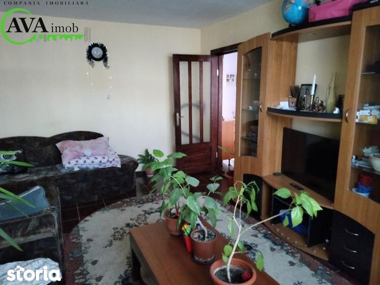 Aparament 3 camere decoamandat zona Mioritei - 1