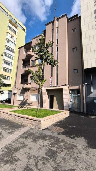 Apartament cu 2 camere decomandat în Tineretului