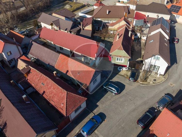 Casă cu 3 camere cu Teren 190 Mp în Cristian