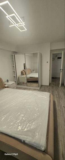 Apartament cu 2 camere decomandat în Exterior Vest