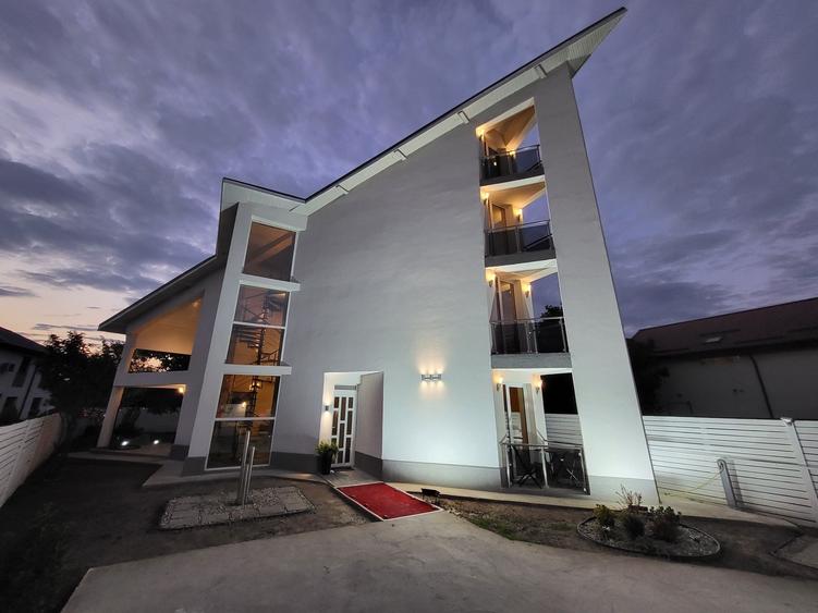 Casă cu 4 camere semidecomandat cu Teren 600 Mp în Corbeanca