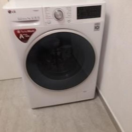 Apartament decomandat în Dobroești