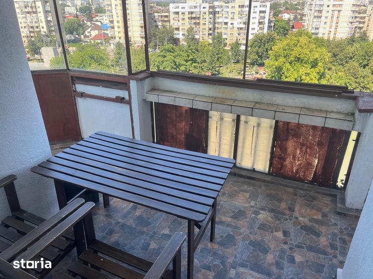 Apartament cu 3 camere în Republicii