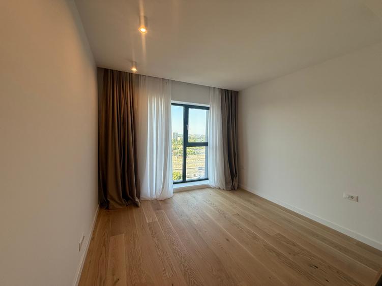 Apartament cu 3 camere decomandat în Pipera