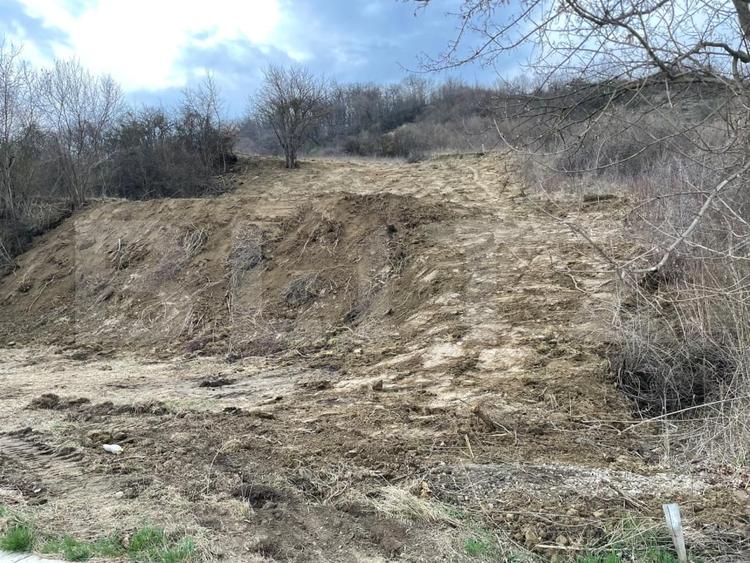 Teren Construcții intravilan de 1525 mp, în Exterior Est