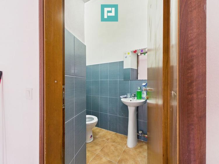 Spa?iu comercial de inchiriat Pia?a Catedralei - 6