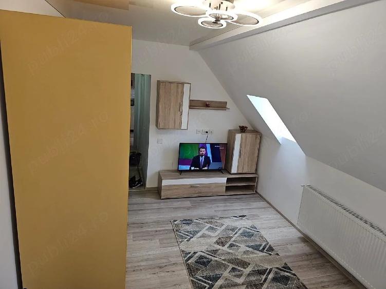Garsonieră decomandată în Central