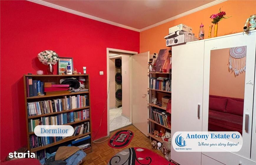 Apartament cu 3 camere decomandat în Decebal