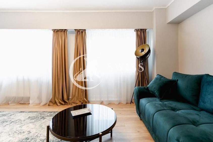 Apartament cu 3 camere decomandat, mobilat în Zorilor