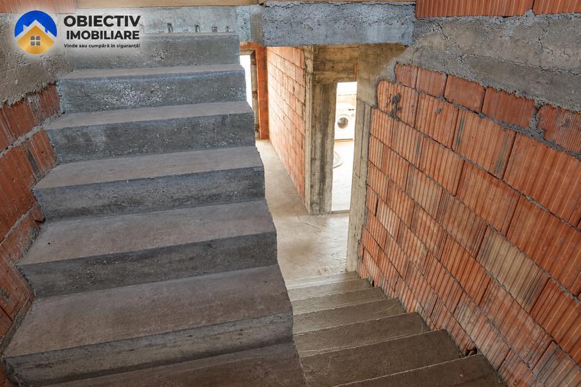 Vila la rosu si teren 500 mp de vânzare , Zona Fermelor - 20