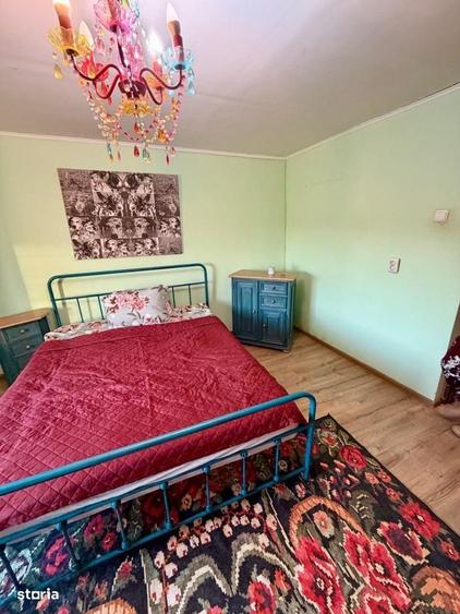 Casă cu 4 camere în Burzuc