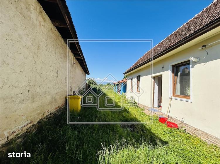 Casă cu 4 camere cu Teren 626 Mp în Central