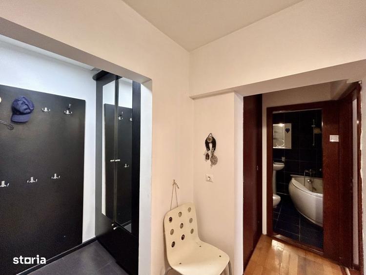 Apartament cu 2 camere decomandat, mobilat în Republicii
