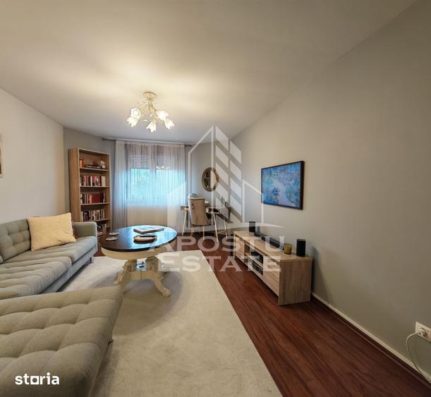 Vila cu 11 camere, renovata, de vanzare, zona Lipovei - 9