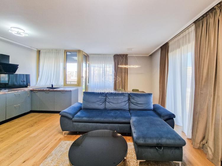 Apartament cu 2 camere semidecomandat, mobilat în Aviației